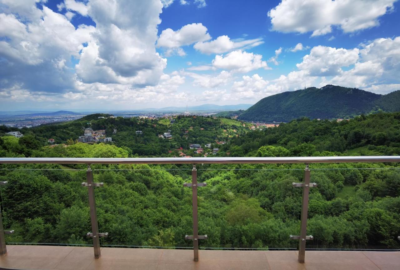 Coroni Seasons Apart With Panoramic View Брашов Екстериор снимка