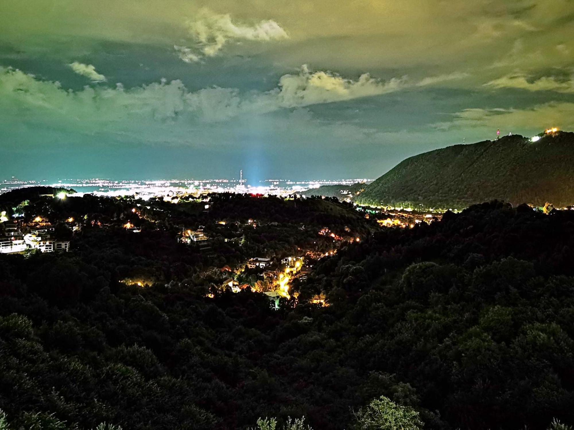 Coroni Seasons Apart With Panoramic View Брашов Екстериор снимка
